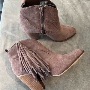 Steve Madden Ponncho Suede Western Booties Size 5.5M